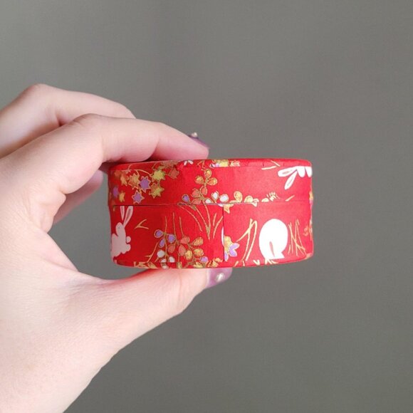 New Japanese Tea Canister - Rabbit Design - Picture 3 of 7